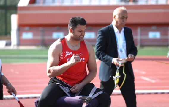  Dünya rekortmeni milli para atlet Muhammed, olimpiyat şampiyonluğuna göz dikti